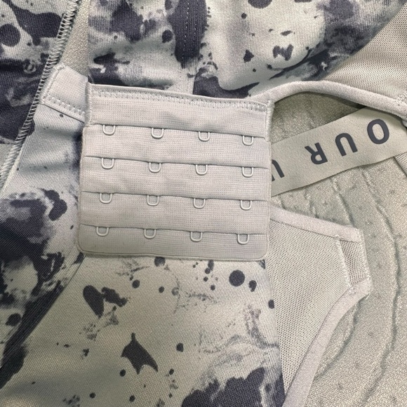 Under Armour 1X Blue Infinity High Printed Sports Bra - Picture 7 of 10